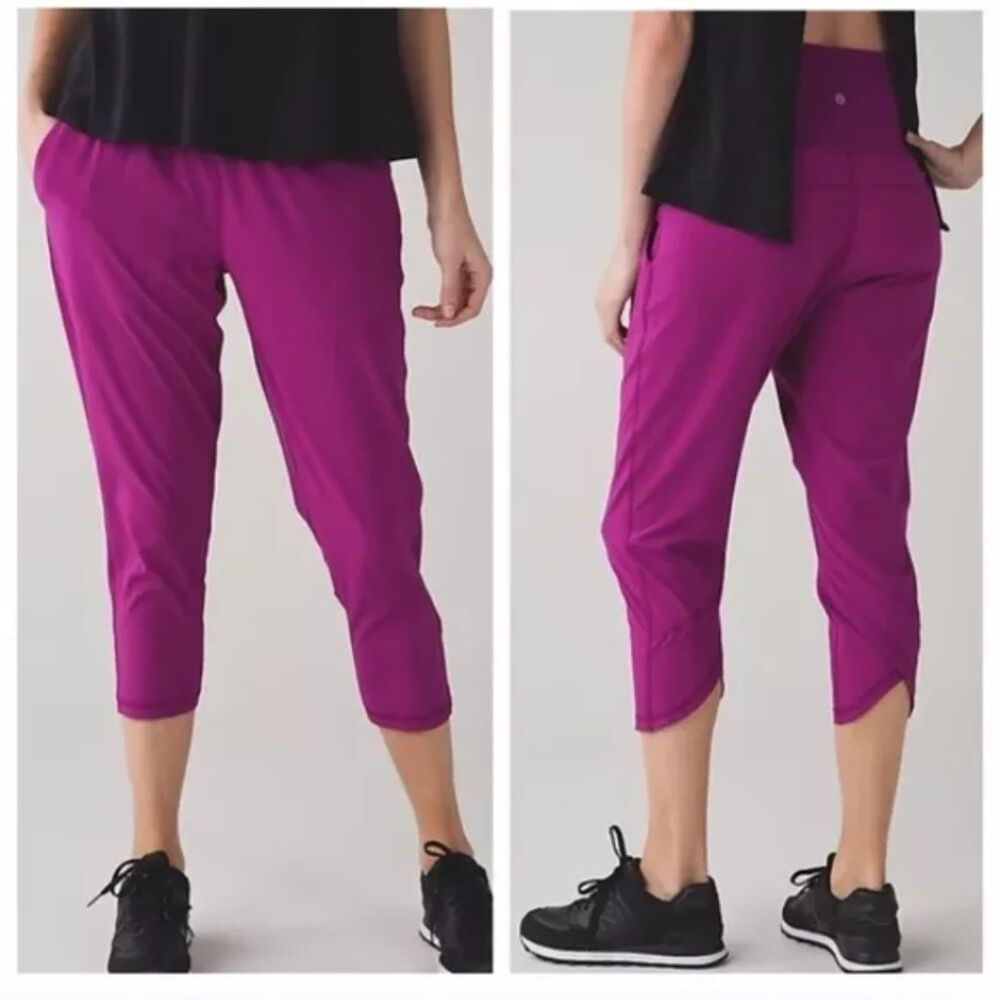Lululemon Tranquil Crop Pull On Pants Size 6 Fuchsia Pink Athleisure High Rise